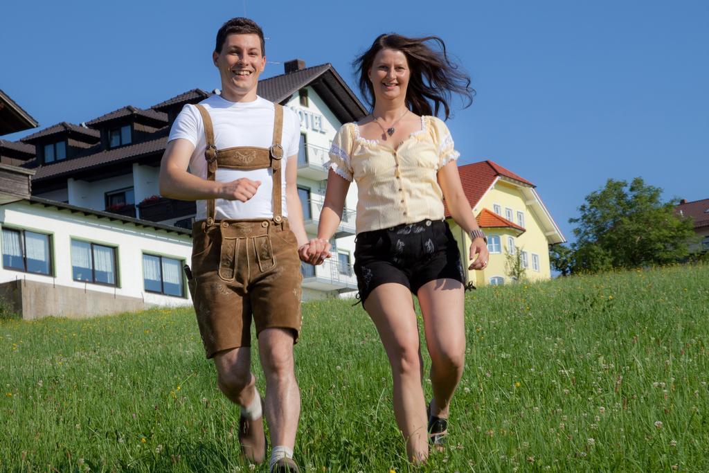 Urlaubshotel Binder Büchlberg Exterior foto